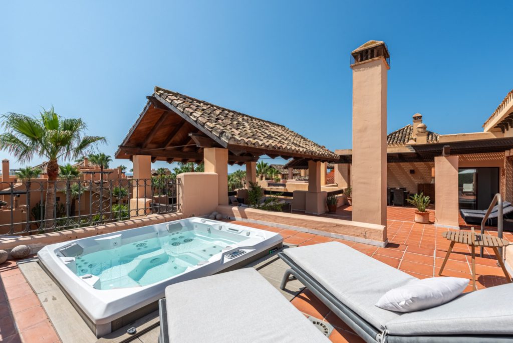 Beachfront Penthouse for Sale in Bahía Alcántara, San Pedro