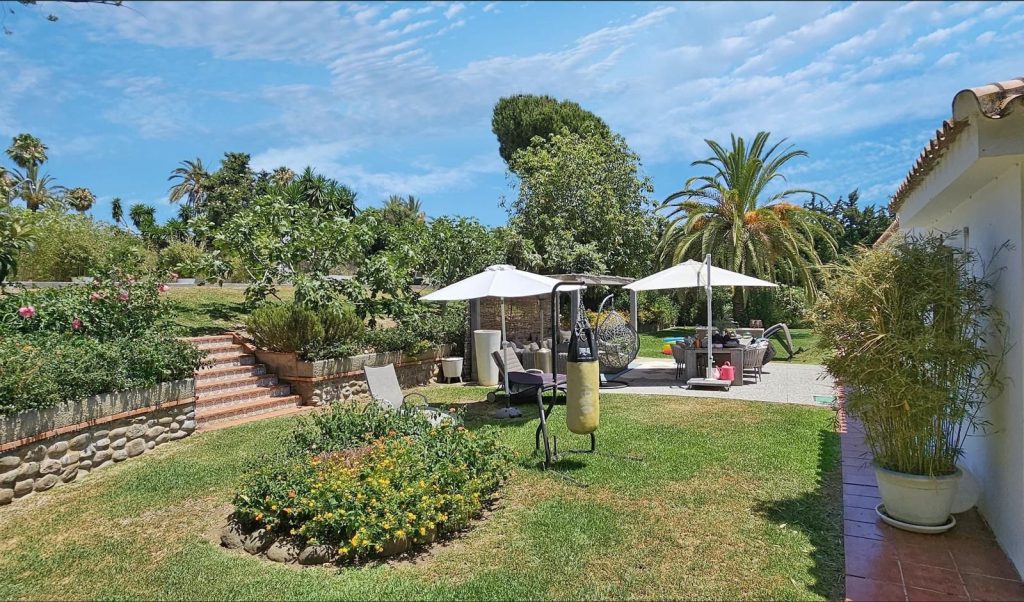 Villa i Estepona East