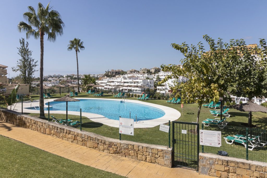 Apartment in Estepona East