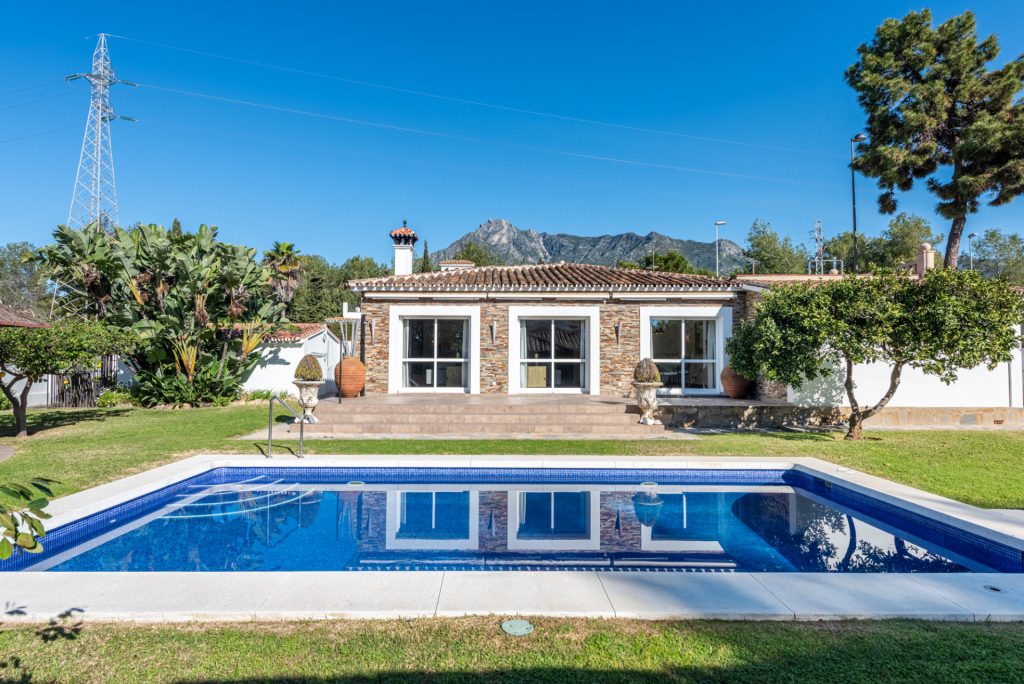 One-level villa on the Golden Mile of Marbella!